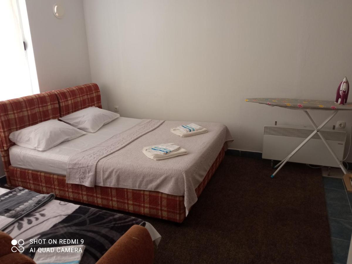 Apartman Jeca Trebinje Buitenkant foto
