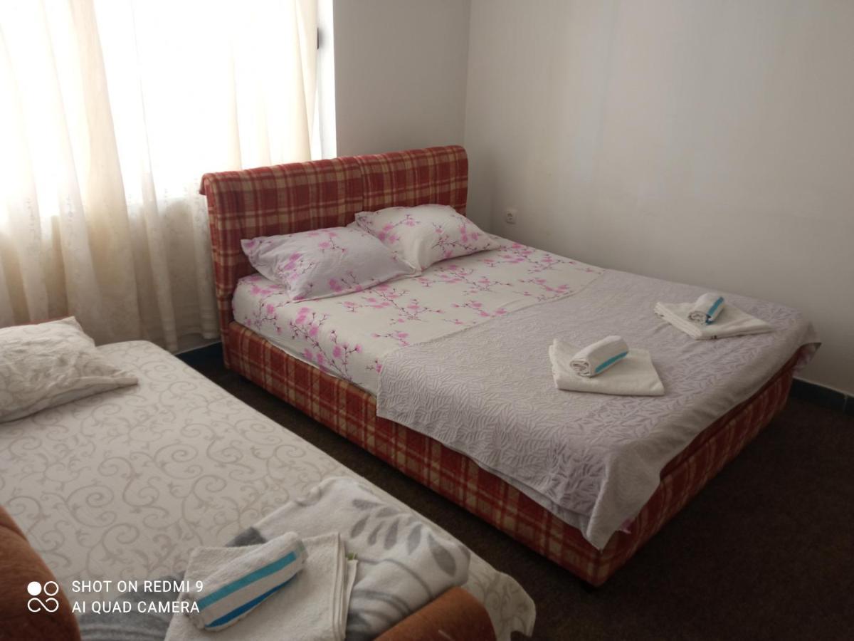 Apartman Jeca Trebinje Buitenkant foto